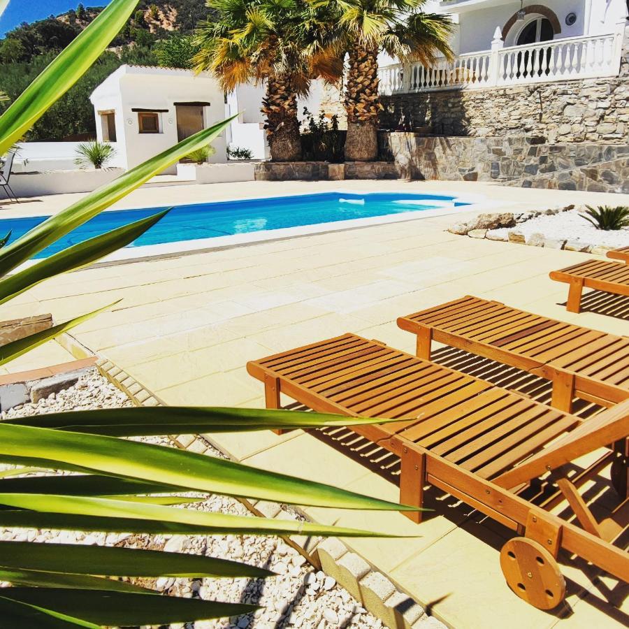 Cortijo Pennymaria Poolside Apartment Near Montefrio With Stunning Views Exterior photo